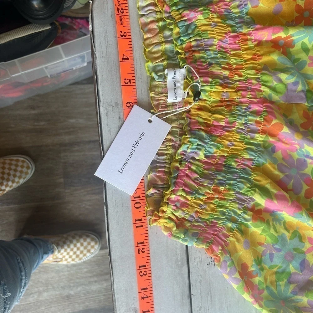 Lovers + Friends stretch pull
